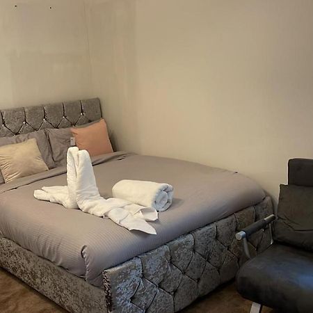 Alder En-Suites Self-Catering With Private Shower 1 Southampton Ngoại thất bức ảnh