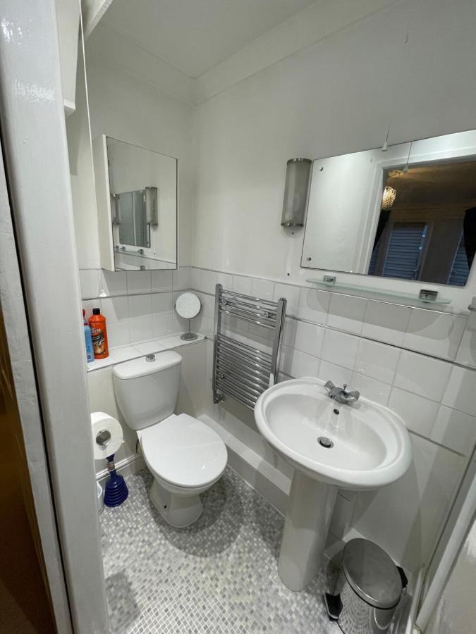 Alder En-Suites Self-Catering With Private Shower 1 Southampton Ngoại thất bức ảnh