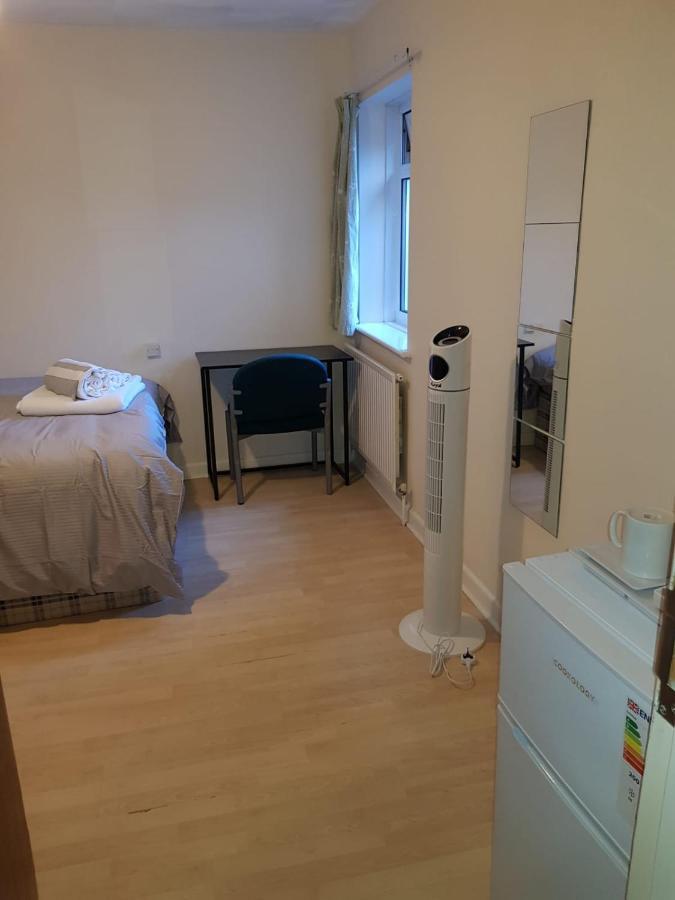 Alder En-Suites Self-Catering With Private Shower 1 Southampton Ngoại thất bức ảnh
